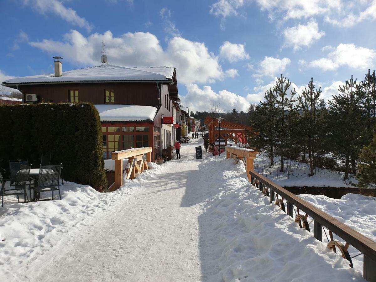 Lipno Nad Vltavou - Apartman 23 - Wifi, Parking, Netflix Exterior foto